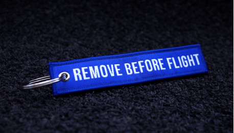 Remove Before Flight Bleu Tissé 120x25