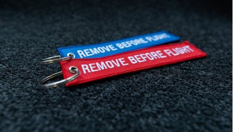 embroidered redblue keychain 5.5x1.8