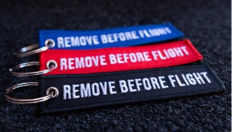 embroidered redblueblack keychain 4.72x0.98