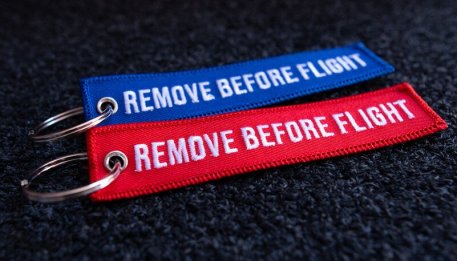 Remove Before Flight Keyrings 2-Pack BLUE/RED