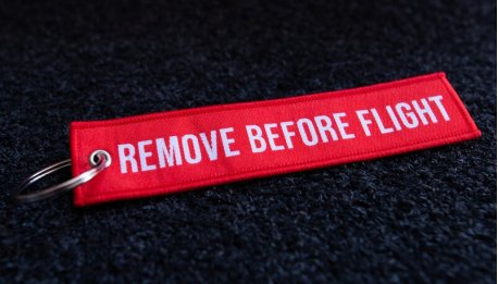 woven red keychain 5.5x1.8