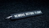 Remove Before Flight Noir Tissé 140x30