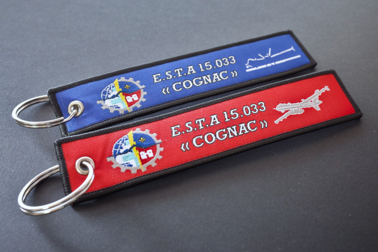 E.S.T.A woven keychains red and blue